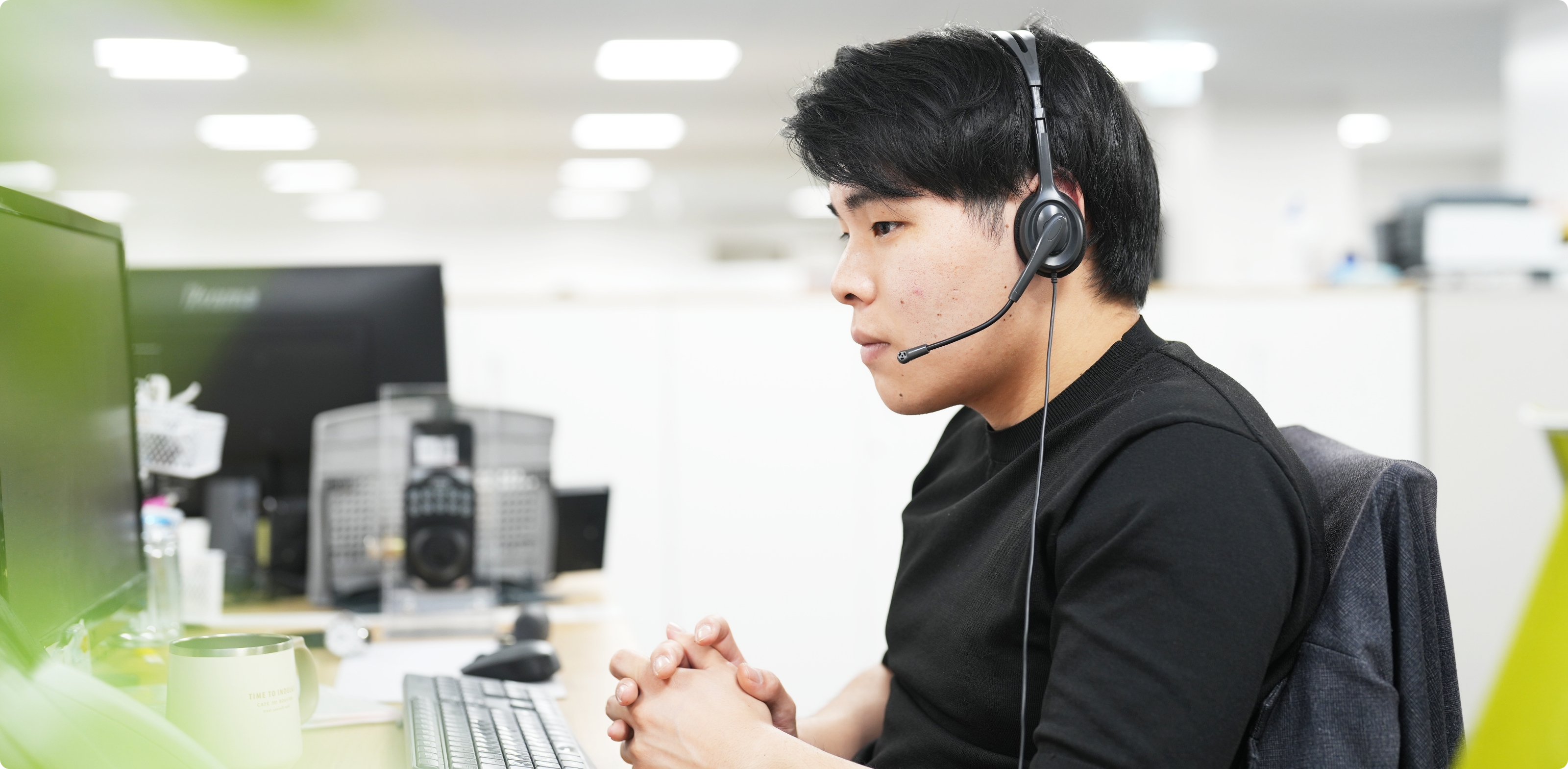 営業職の仕事風景